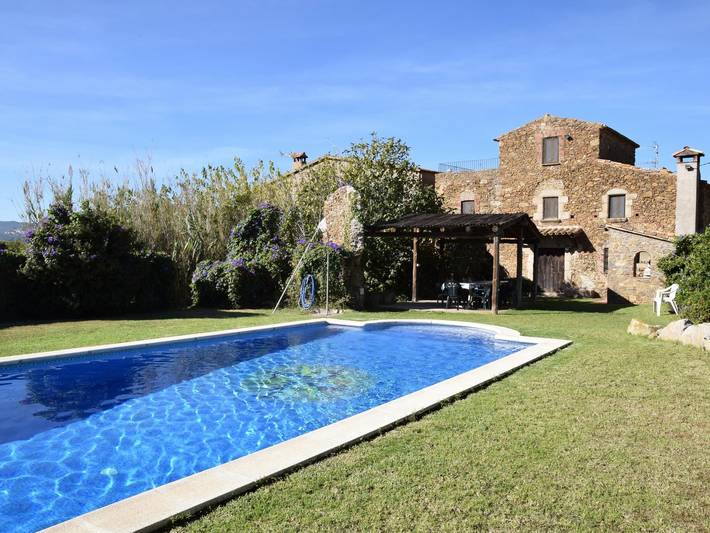 Casa rural para 14 personas, con Terraza y Jardín en Calonge