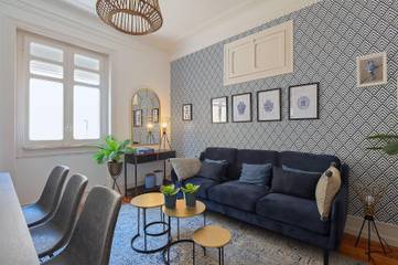 Appartement De Vacances pour 11 Personnes dans Anjos, Arroios, Photo 1