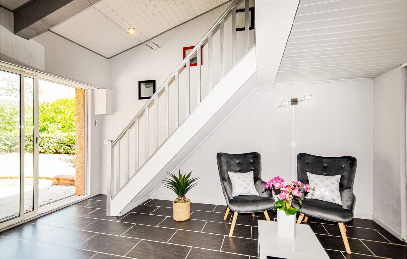 Beachside Apt : Lave-linge, Parking, TV & Internet. in Rodès, Région de Prades