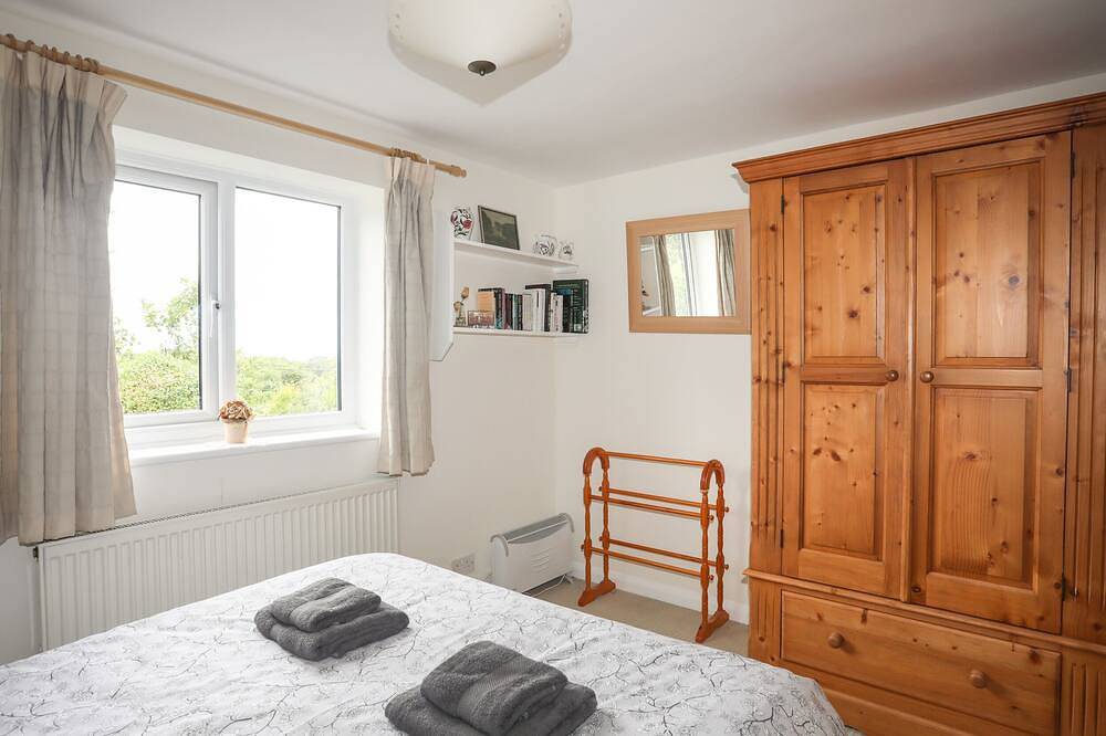 Pen Dinas, pet friendly, character holiday cottage in Bangor in Bangor, Snowdonia