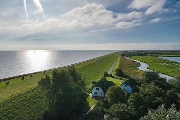 Ferienhaus für 4 Personen, mit Whirlpool und Garten sowie Terrasse in Pellworm
