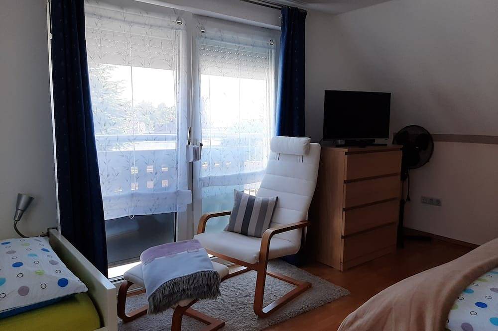 \"Elly's Gästehaus\" Gemütliches Ferienhaus für 4 Personen mit W-lan. in Wilhelmshaven, Südliche Nordseeküste