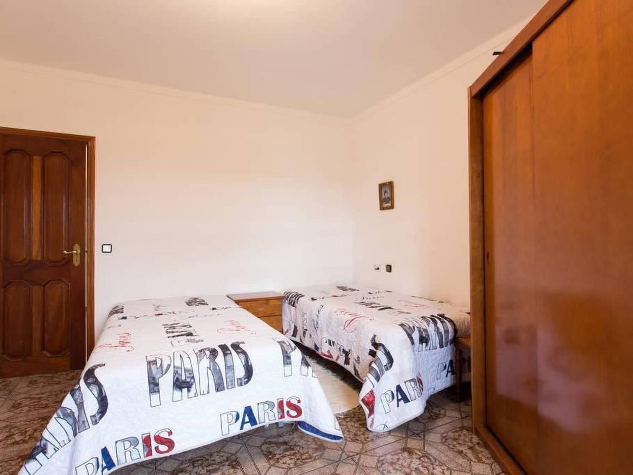 Terrassenhaus mit privatem Pool in Nazaré in Nazaré, Leiria District