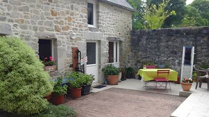 Chambre d’hôte pour 2 personnes, avec jardin à Regnéville-sur-Mer