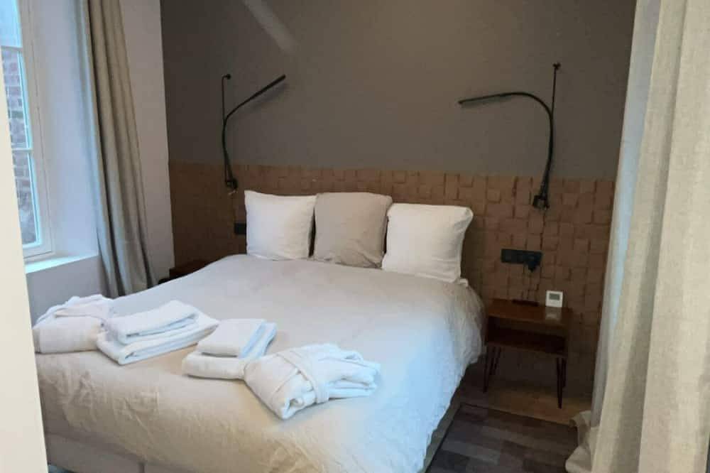 Appartement entier, Appartement Racine (Appart. 1) sur jardin avec cheminée in Villers-Cotterêts, Aisne