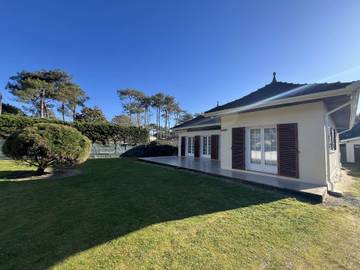 Location de vacances pour 6 personnes, avec terrasse dans Montalivet-les-Bains