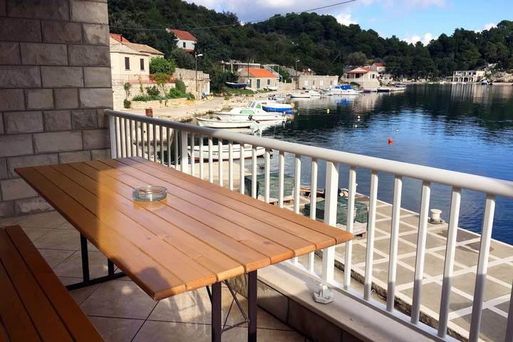 Ferienwohnung für 5 Personen, mit Balkon/Terrasse in Mljet