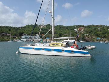 Bateau pour 2 personnes, avec terrasse en Martinique