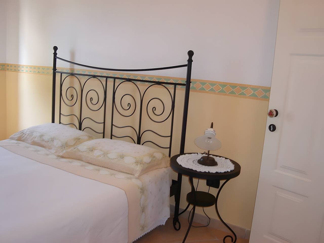 Casa Vacanze 'Garden Terrace Apartment Gallipoli' con Terrazza Privata, Giardino e Wi-Fi in Gallipoli, Golfo di Taranto