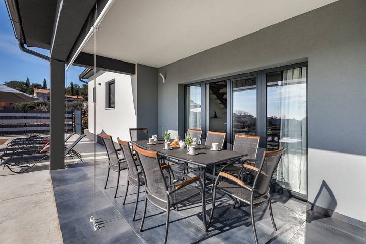 Ferienhaus für 7 Personen, mit Garten und Pool in Kastelir - 4