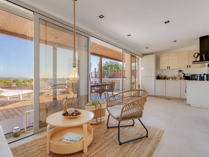 Gîte für 4 Personen, mit Terrasse in Quelfes