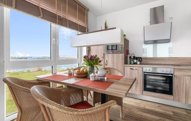Ganze Ferienwohnung, Appartement am Strand mit Terrasse und Parkplatz - 400m zum Strand in Olpenitz, Kappeln
