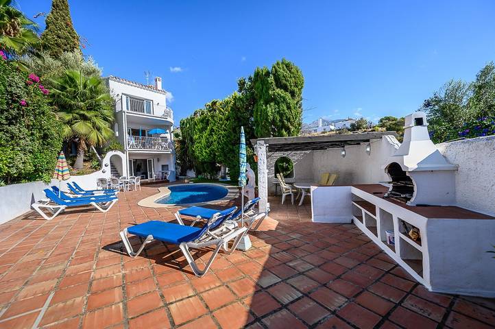 Maison de vacances pour 7 personnes, avec jardin à Nerja
