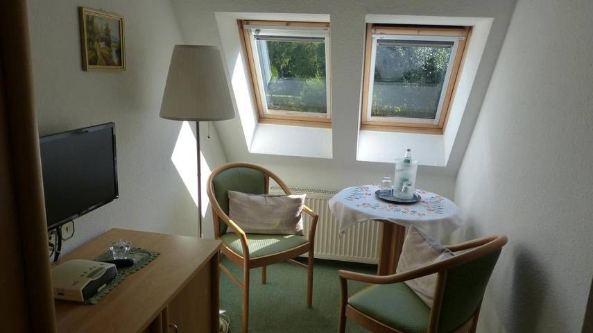 Ferienhaus für 2 Personen, mit Terrasse und Garten sowie Seeblick und Ausblick in Bad Doberan - 2