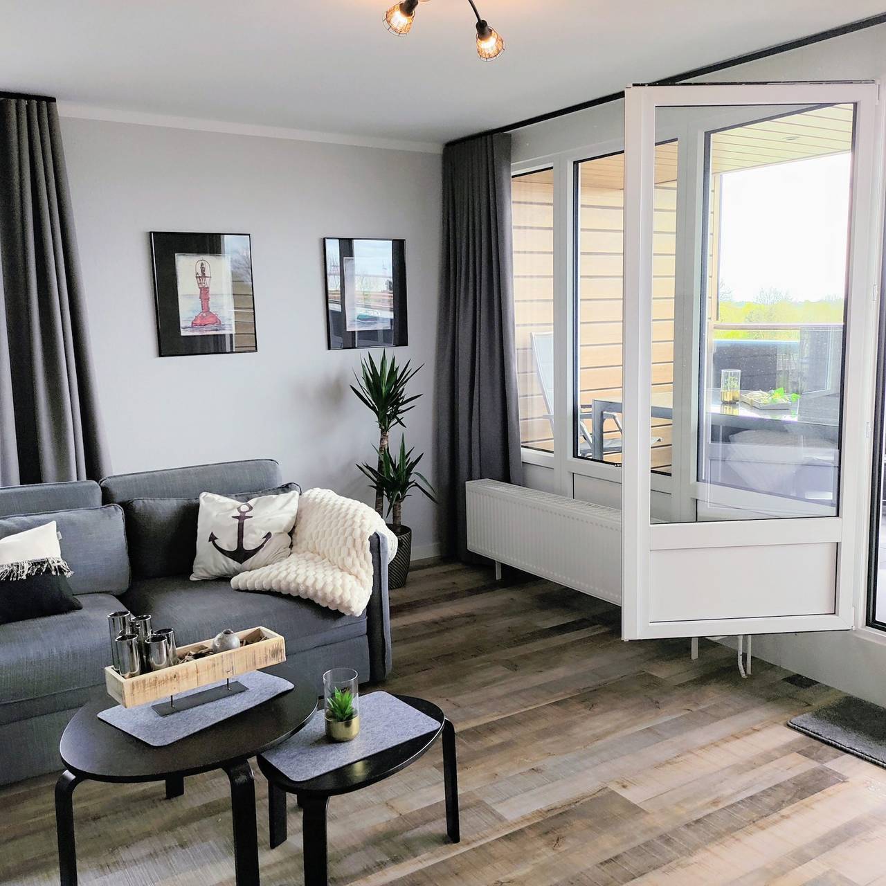 Ganze Wohnung, Penthousewohnung 'Meeresblick' mit Meerblick, Gemeinschaftsgarten und Wlan in Tossens, Butjadingen