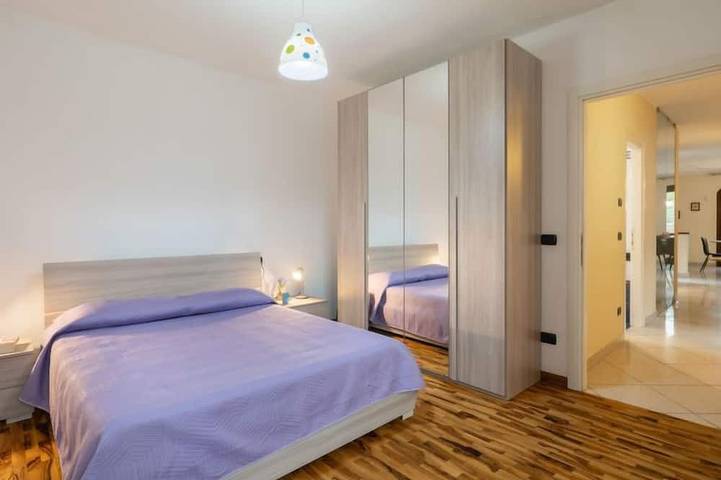 Location de vacances pour 6 personnes, avec balcon et jacuzzi, animaux acceptés à Cisano sul Neva - 3