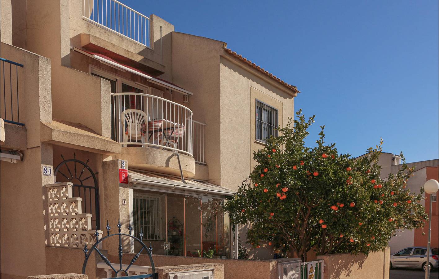 Appartement de vacances entier, Appartement au bord de la piscine avec terrasse et Internet in El Chaparral, Torrevieja