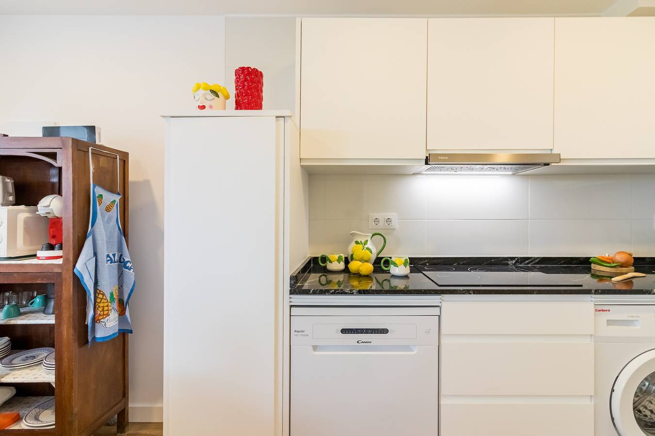 Appartement van Geno, direct aan het strand, foto 8