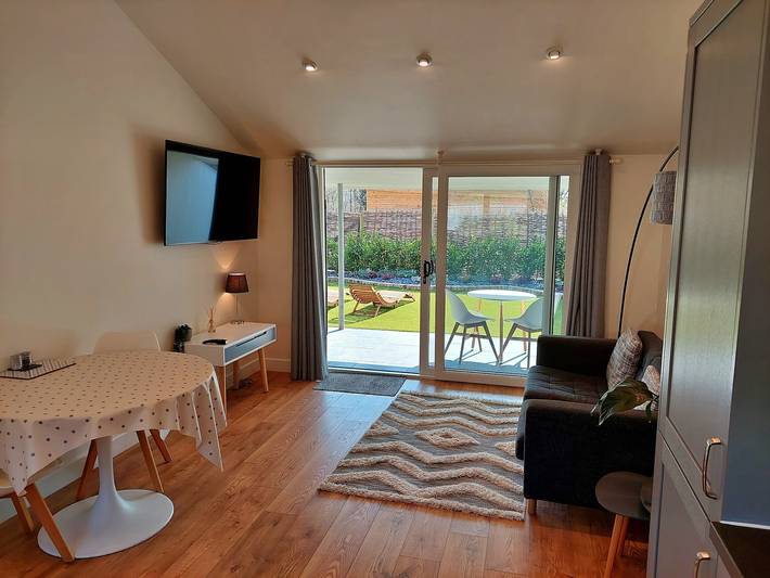 Gîte pour 2 personnes, avec jardin et jacuzzi - 1