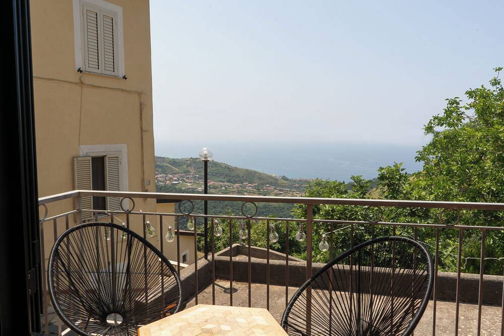 Apartamento entero, Villa Dino - Casa Flowers in Maierà, Costa Tirrénica Calabria