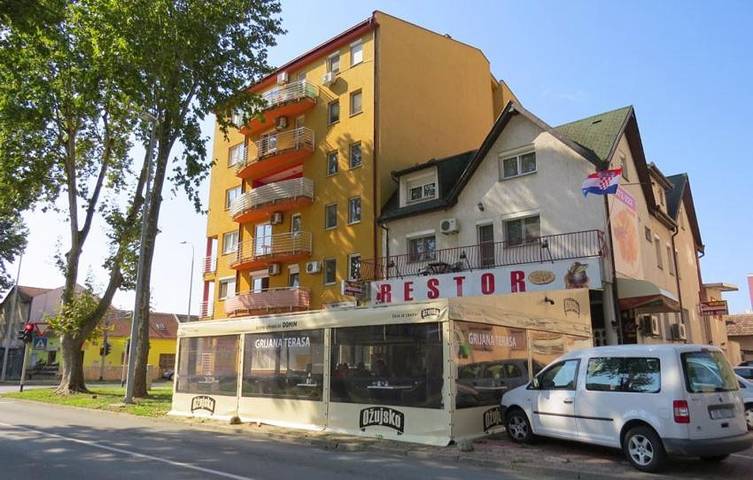 Dom gościnny dla 6 osób, z widok i taras w Osijek