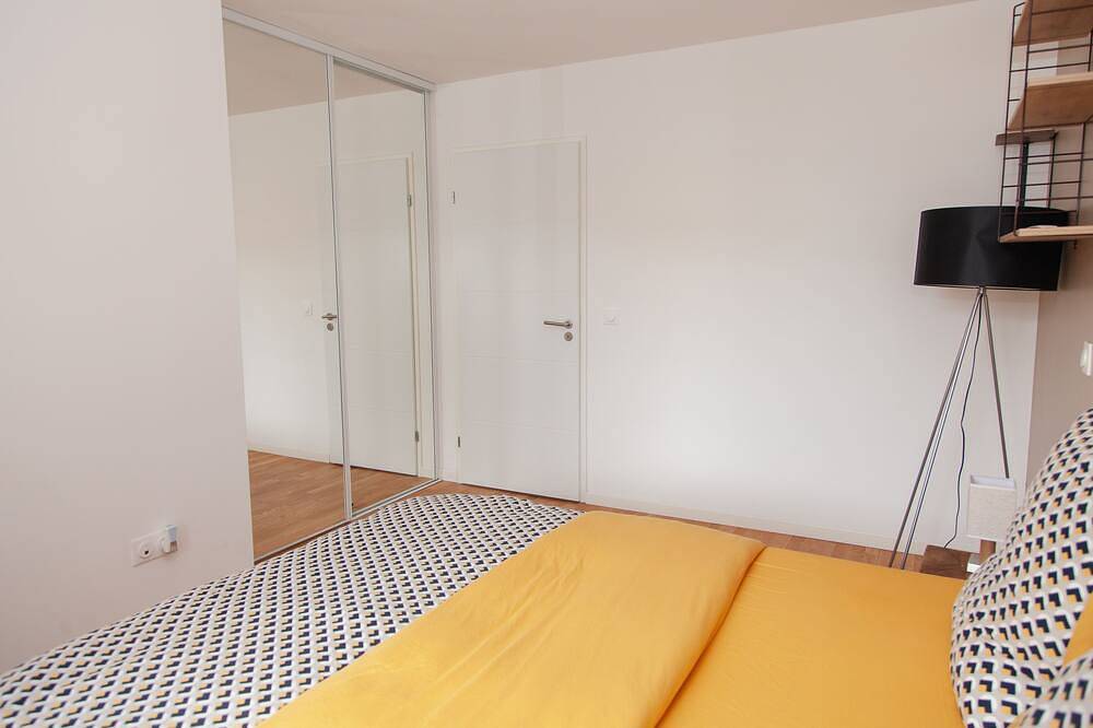 Entire apartment, Appart Chic & Elégant-Métro 7 Leo-Lagrange+Parking in Villejuif, Val-de-Marne