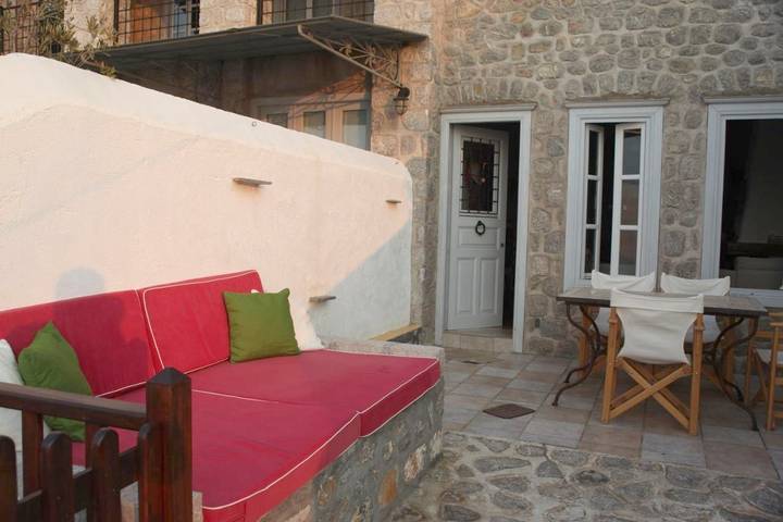 Location de vacances pour 2 personnes, avec jardin et vue à Hydra - 4