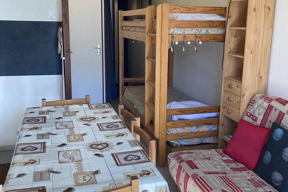 Entire apartment, Appartement N°29 au Griou in Le Lioran, Laveissière