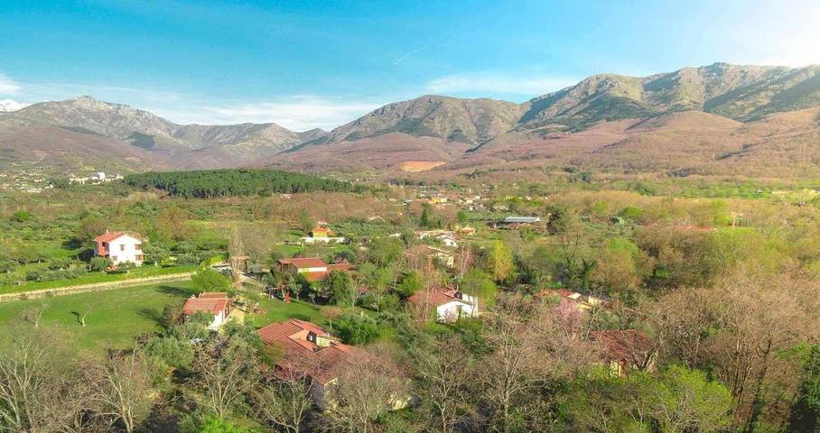 Casa rural con piscina para 5 personas, con Terraza y Jardín además de Piscina y Vistas en Las Hurdes - 4