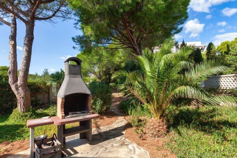 Torre Mar by Interhome in Miami Playa, Costa Dorada