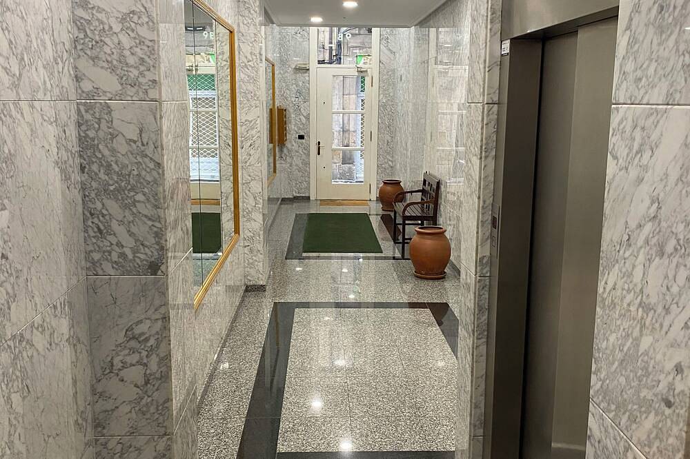 Entire apartment, Luxury Thermal Rest. A jewel in the historic center, a stone's throw from the main square. in Ourense, Ourense Region