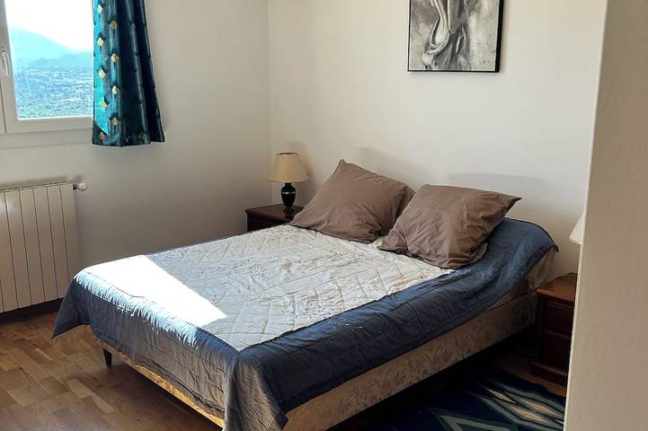 Gîte pour 5 personnes, avec balcon et piscine à Bastelicaccia - 4