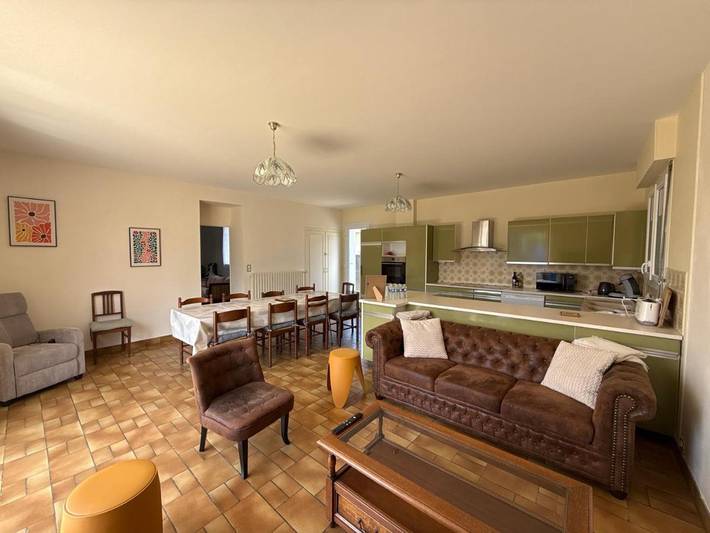 Location de vacances pour 10 personnes, avec Terrasse et Jardin à Airvault - 2