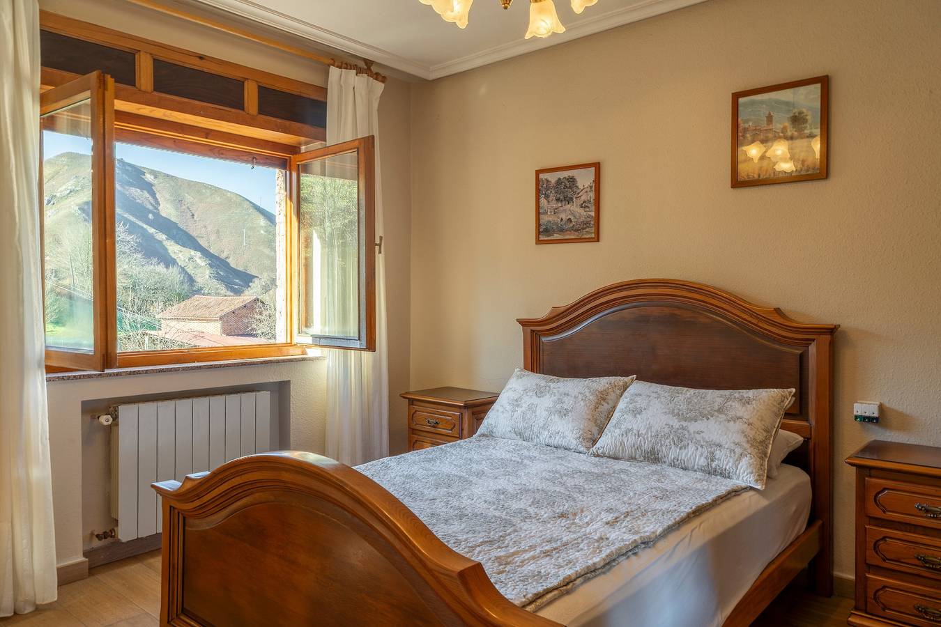 Entire apartment, Apartment 'Casa Geli 1' in La Robellada, Onís – Sleeps 9, Pet-Friendly in La Robellada, Onís