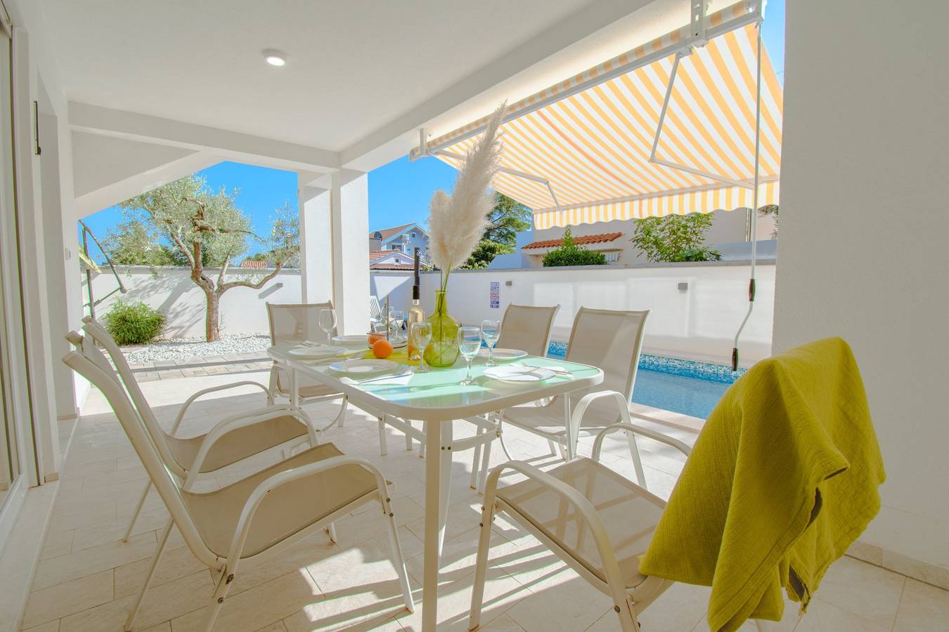 Villa adatta alle famiglie con piscina privata a B in Barbariga, Costa meridionale dell´Istria