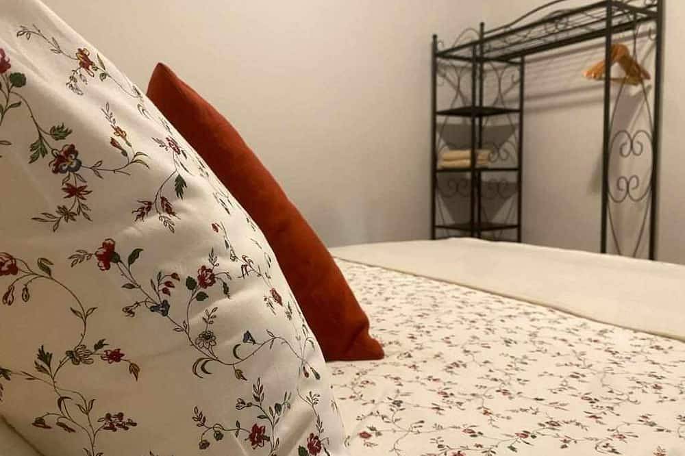 Appartamento intero, Apartamento en el Casco Antiguo de Pamplona - Ayla Las Murallas in Pamplona, Provincia di Navarra