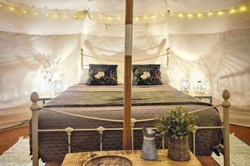 Camping pour 4 Personnes dans Madranges, Parc Naturel Régional de Millevaches en Limousin, Photo 2