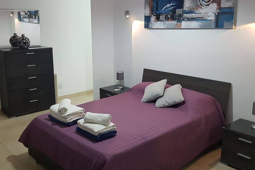 Ganze Wohnung, Luxury Apartment with breath taking views close to Golden Bay in Mellieha, Insel Malta