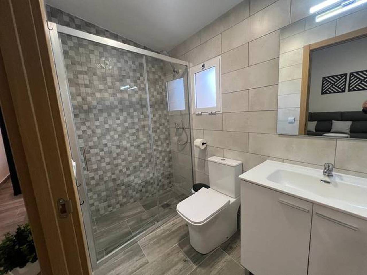 Country House 'Villa Con Piscina Cerca De Sevilla' with Private Pool, Wi-Fi and Air Conditioning in Hacienda de Tarazona, La Rinconada