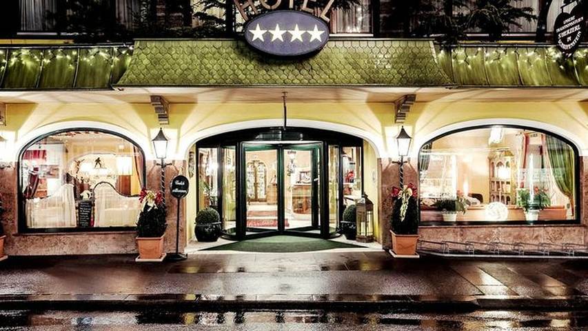 Hotel für 5 Personen, mit Terrasse und Sauna in Landeck