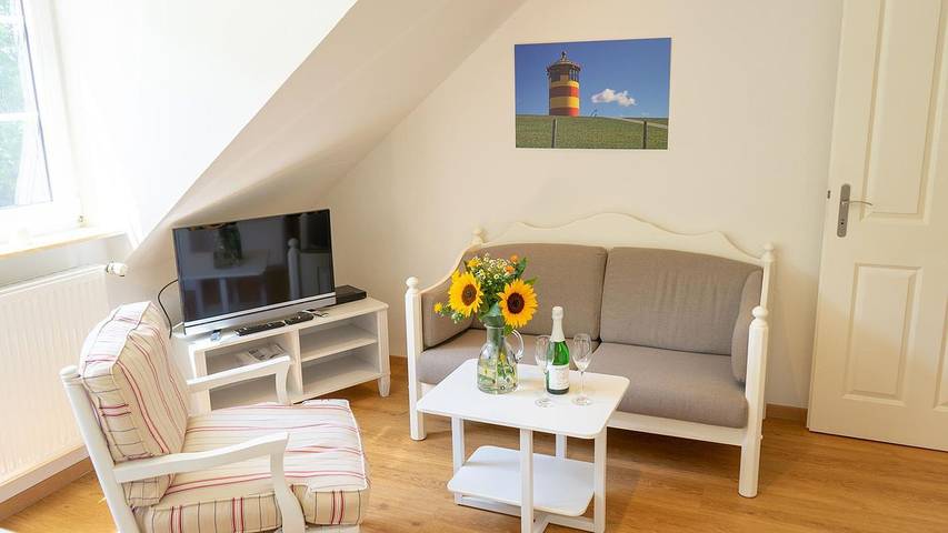 Hütte für 4 Personen, mit Garten in Norddeich - 2