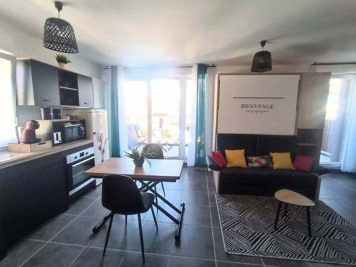 Studio entier, Coup de coeur pour ce joli logement ! in Aix-les-Bains, Région de Chambéry