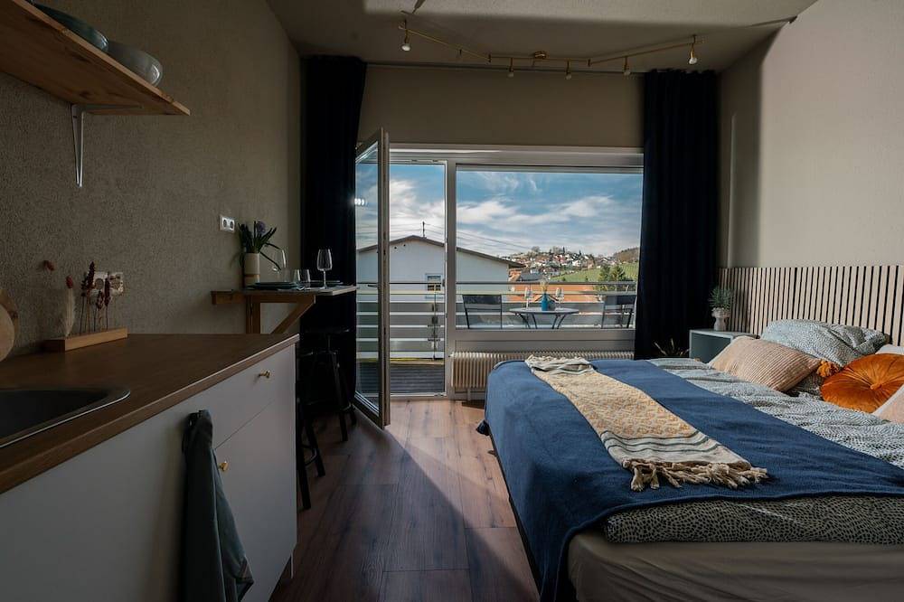 Ganze Wohnung, Modernes Design-Apartment mit Balkon in Bermatingen in Bermatingen, Region Bodensee-Oberschwaben