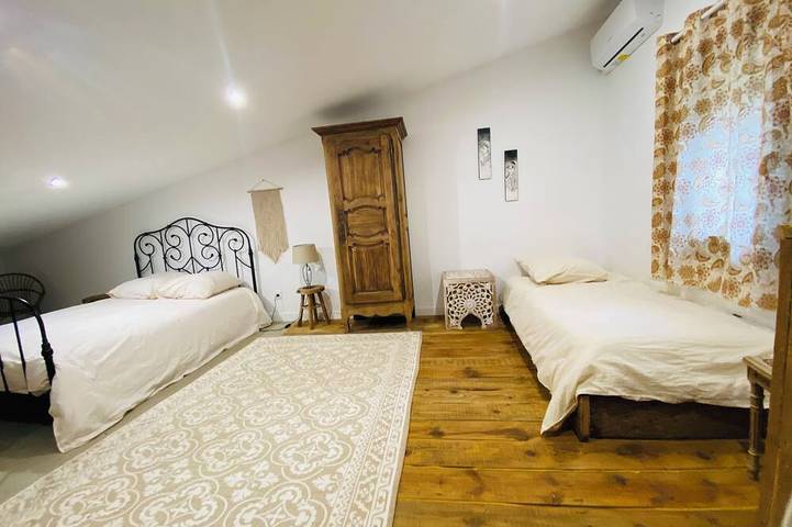 Location de vacances pour 7 personnes à Saint-Jean-de-Fos - 3