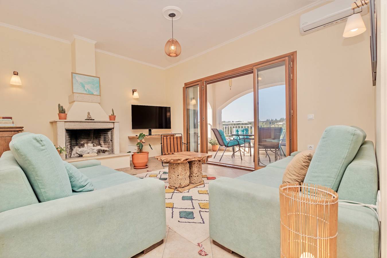 Villa Anafoufou Afionas with private heatable pool in Korfu
