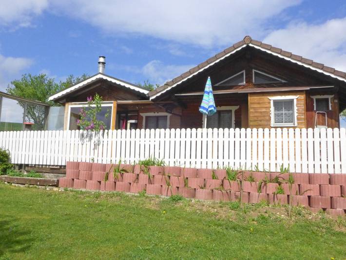 Ferienhaus für 4 Personen, mit Terrasse und Garten sowie Ausblick, mit Haustier - 1