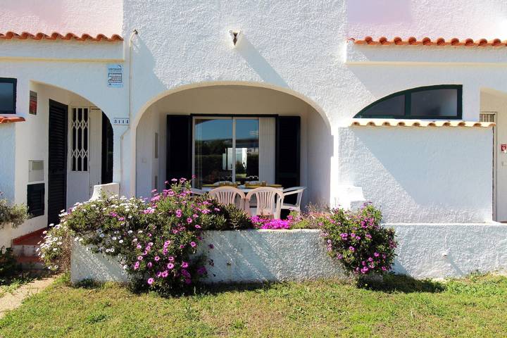 Casa de férias para 6 pessoas, com jardim e terraço em Quarteira