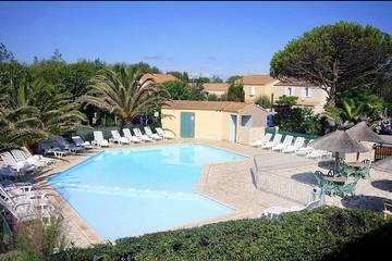 Gîte pour 5 personnes, avec jardin et piscine ainsi que vue et bassin pour enfant dans Port de Marseillan-Plage