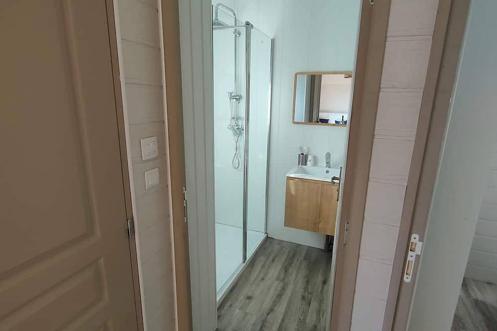 Chalet Charmant à Louer pour 4-6 Personnes dans le Morvan – Rouvray 21 in Région de Montbard