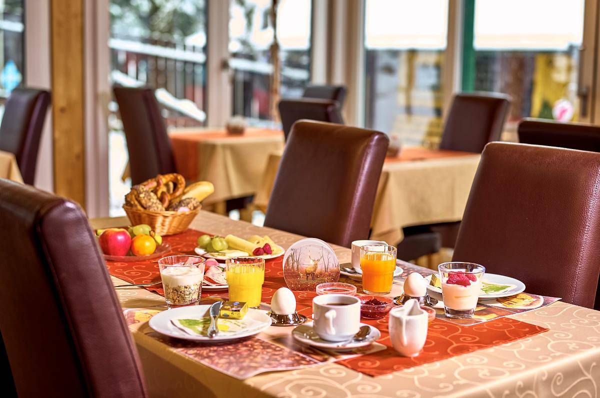 Komfort-& Wellnesspension Rehwinkel - Doppelzimmer Nr. 2 Terrasse / Südlage in Bodenmais, Ostbayern